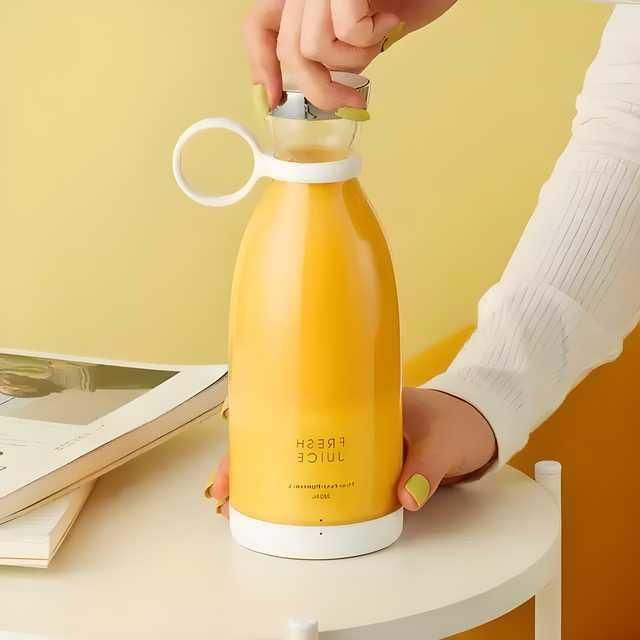 USB Mini Juice Blender – Portable & Rechargeable